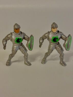Lakeshore Learning Royal Kingdom Adventure Knights Set of 2 Green Replacements